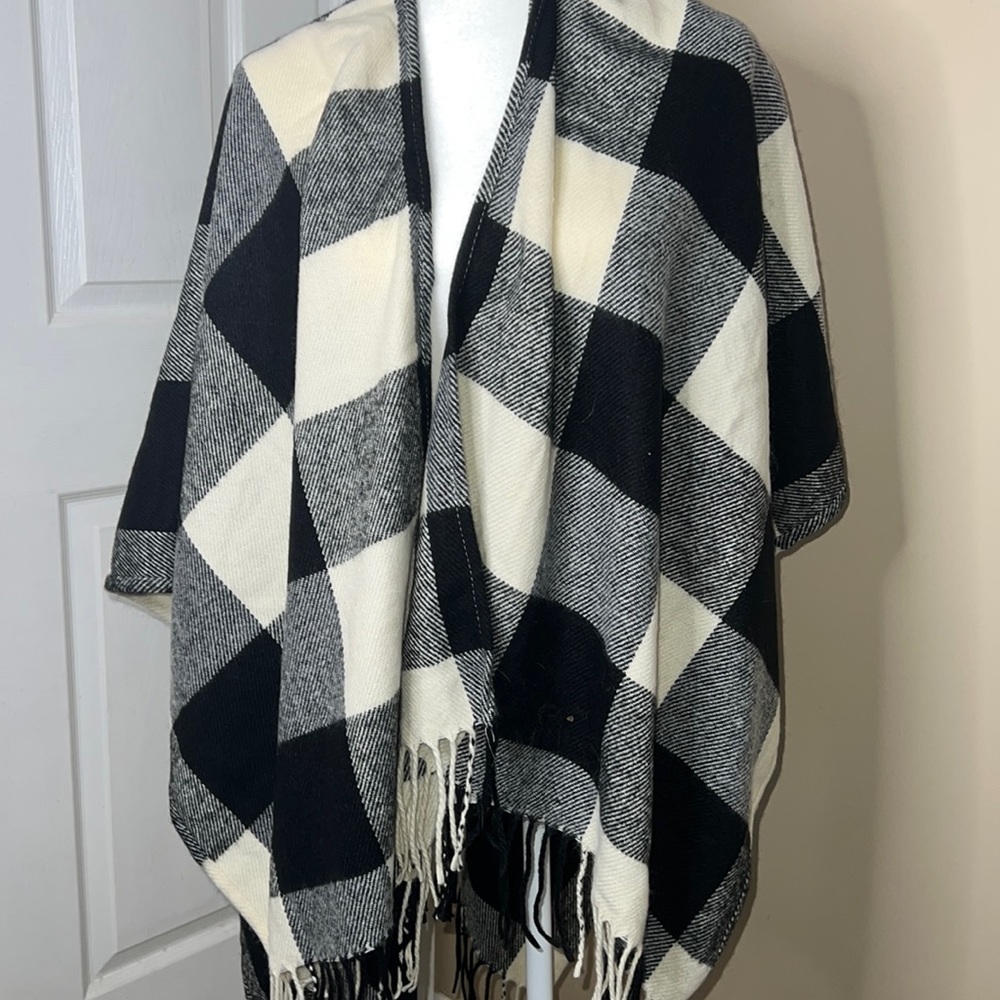 Plaid shawl